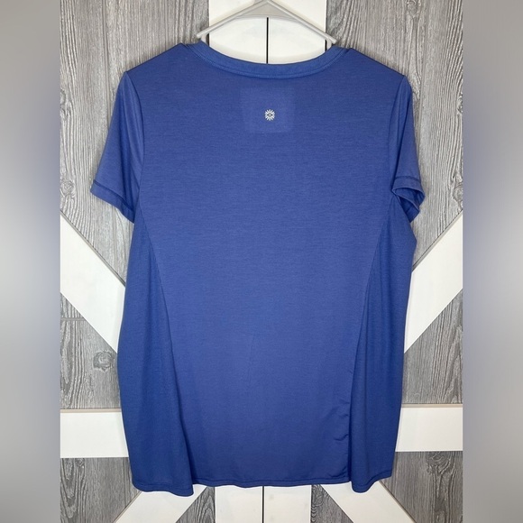 BAG155. Tangerine Blue Performance V-Neck Tee Small - Picture 4 of 5